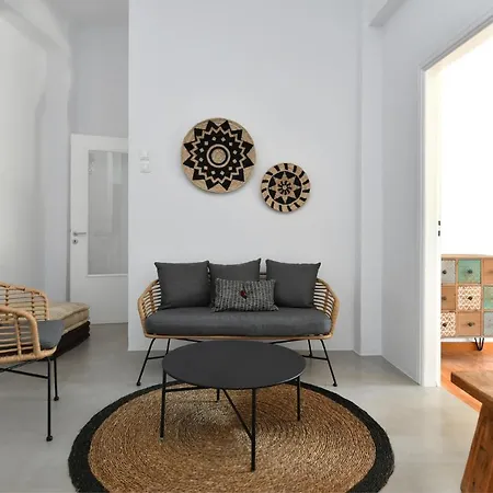 Armenistis 3 * Науса