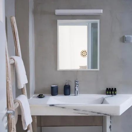 Armenistis 3 * Naousa (Paros)